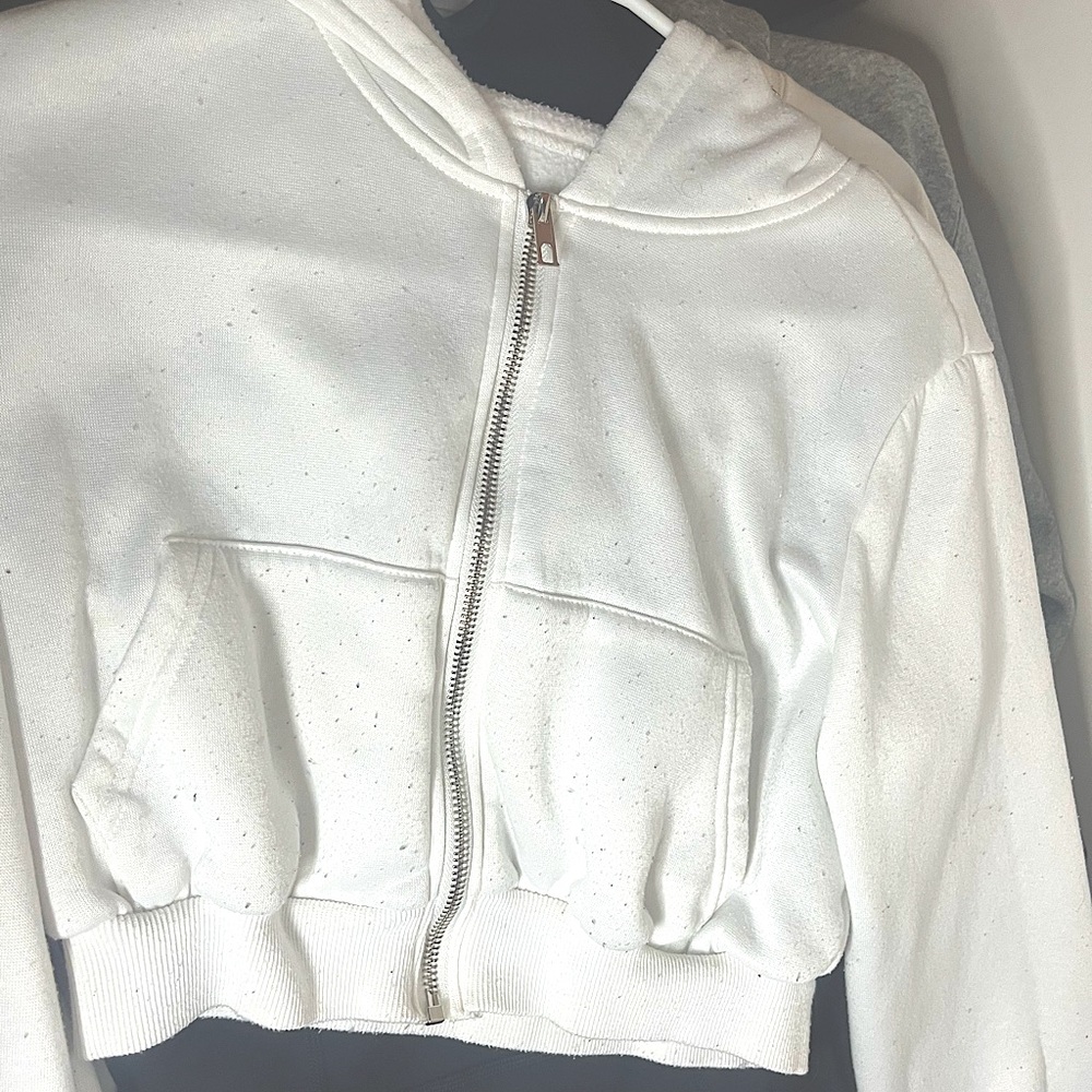 White cropped hoodie